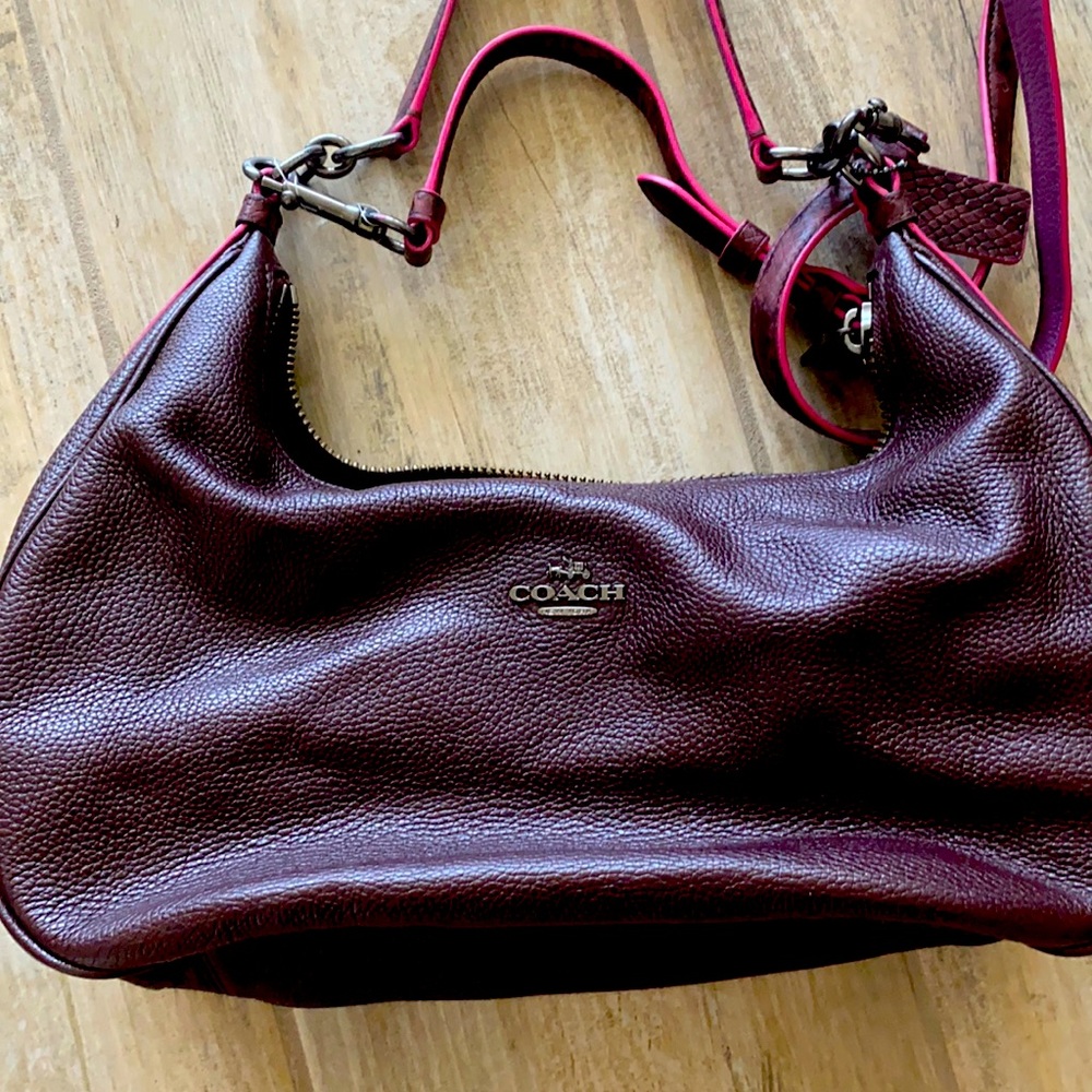 Coach shoulder bag burgundy /plum. Hardly used